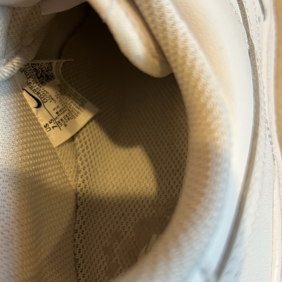 Nike Air Force 1 WMNS 7.5 - Picture 5 of 12